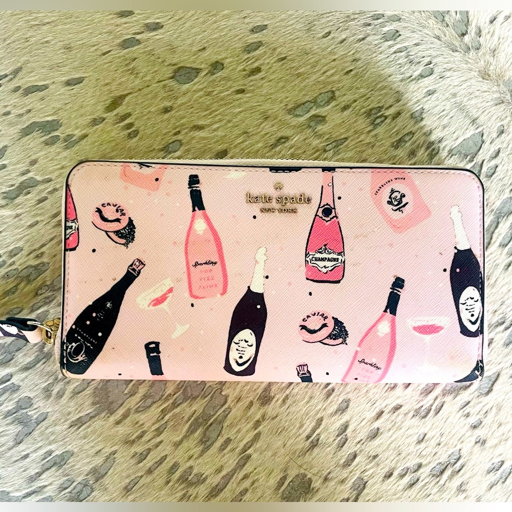 Kate Spade Laurel Way Neda Champagne Toss Pink Multi Zip around Wallet